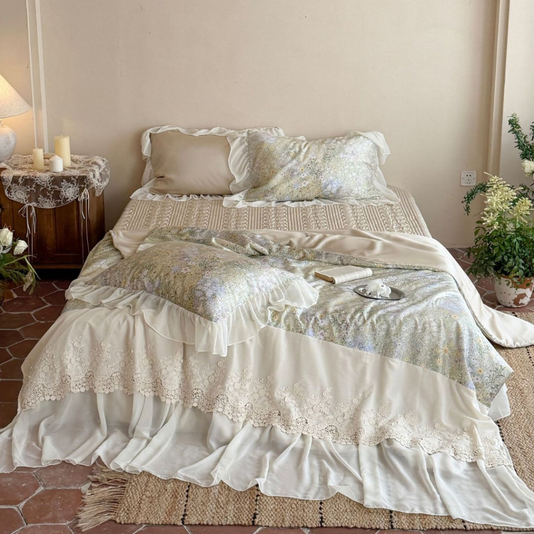 Romantic satin bedding set with ruffle and lace trimming