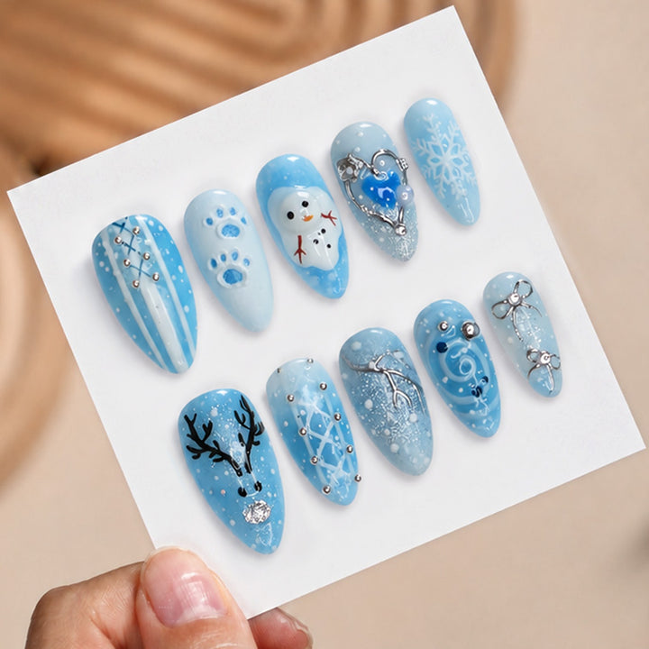 Festive artificial nails with Christmas motifs Stornfield
