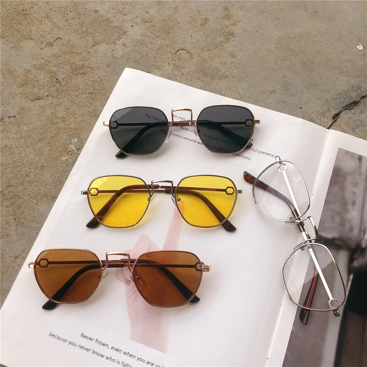 Vintage-Inspired Geometric Frame Sunglasses Stornfield