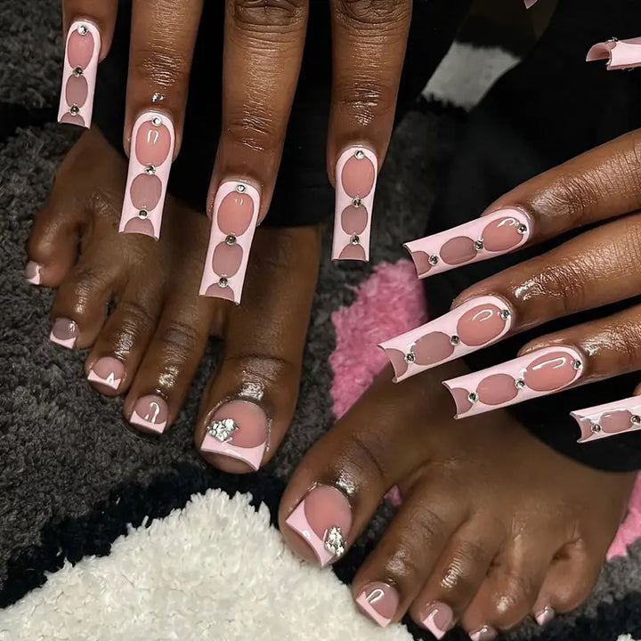Decorative Press-On Nail Extensions Stornfield