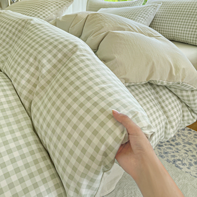 Cozy Checkered Duvet Cover Set