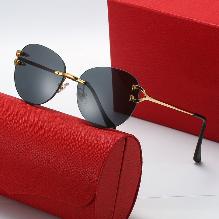 Ladies elegant Cat-Eye sunglasses with gold accents and UV protection Stornfield