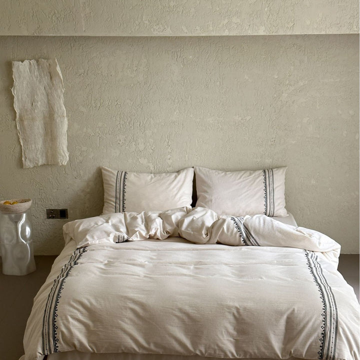 Ruffled Embroidered Cotton Duvet Cover Set with Pillow Shams