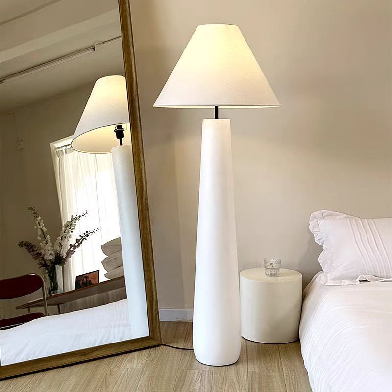Elegant Modern Floor Lamp with Stylish Shade