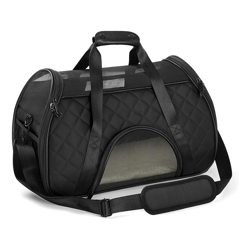 Closed pet transport bag with breathable mesh Stornfield