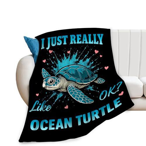 Fun Tropical Pineapple-Themed Fleece Throw Blanket