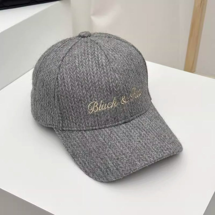 Women's Textured Knitted Baseball Cap Stornfield