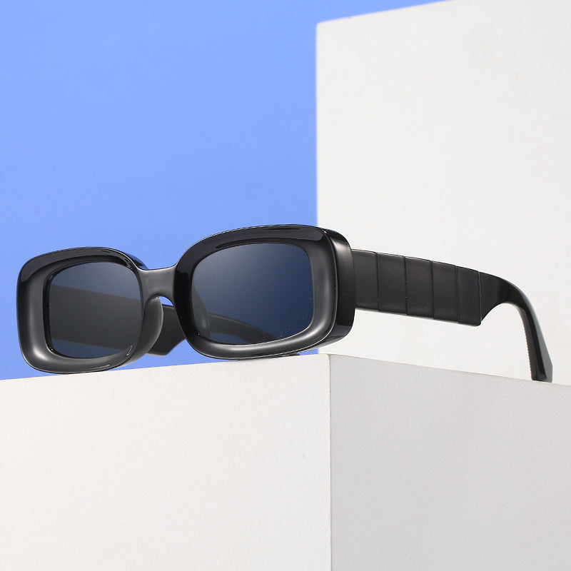 Women's fashionable sunglasses in unique square design Stornfield