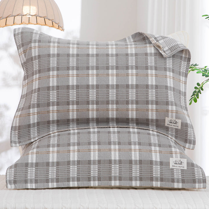 Women's pillowcase with modern checkered pattern Stornfield