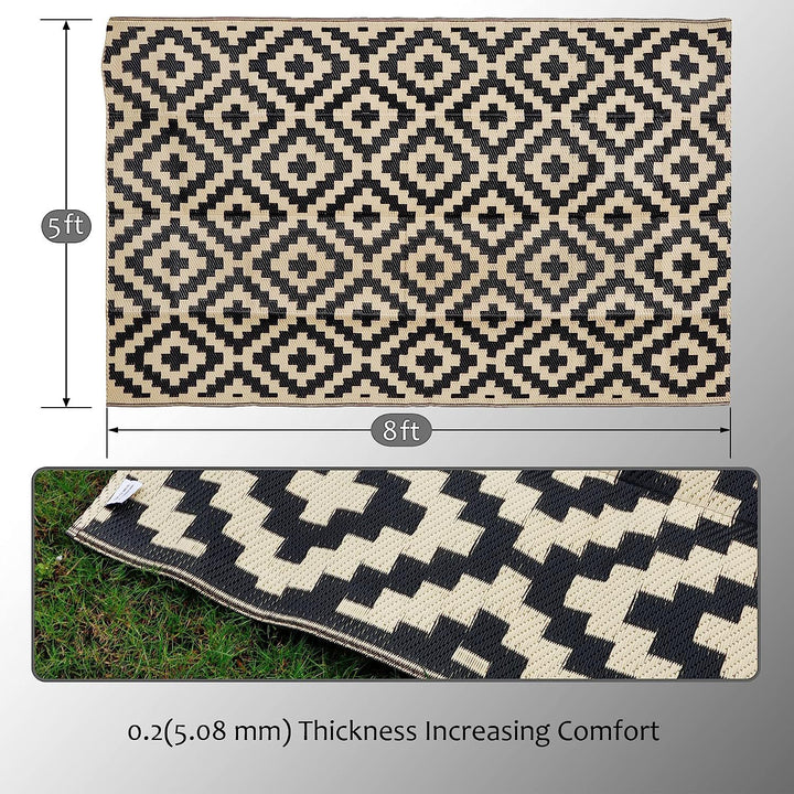 Geometric Patterned Outdoor Area Rug