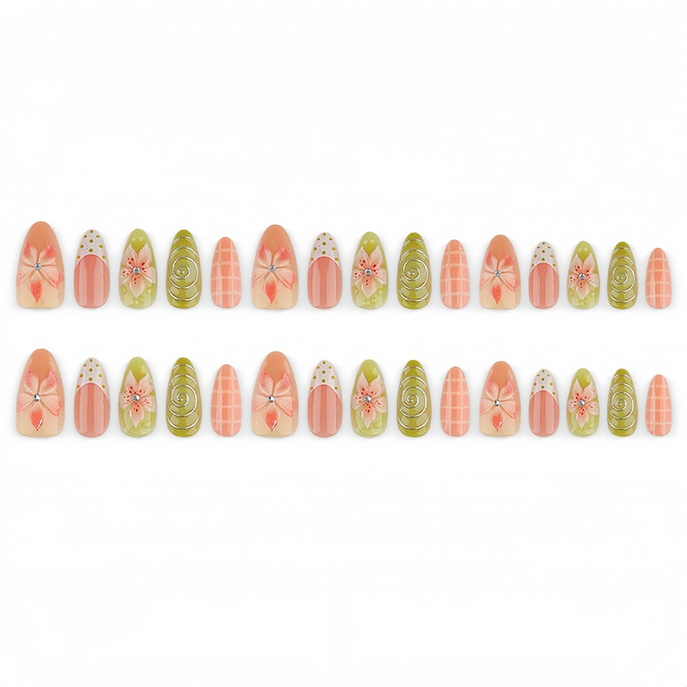 Artificial Nails in Floral Flower Design Stornfield