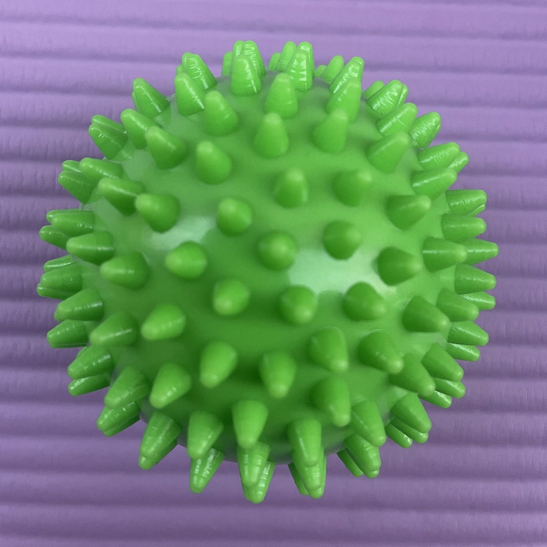 Massage ball with knobs Stornfield