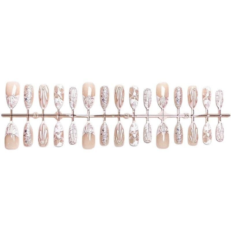 Artful Nail Design with elegant 3D motifs Stornfield