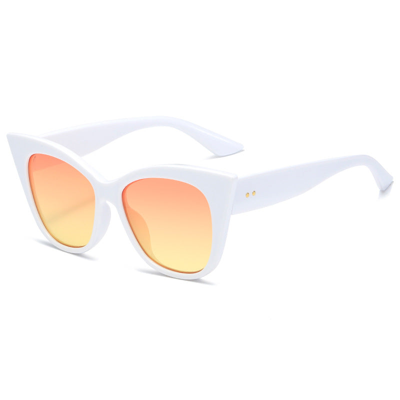 Women extravagant Cat-Eye sunglasses with mirrored lenses Stornfield