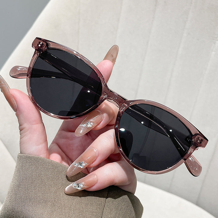 Women's fashionable sunglasses in elegant shape design Stornfield