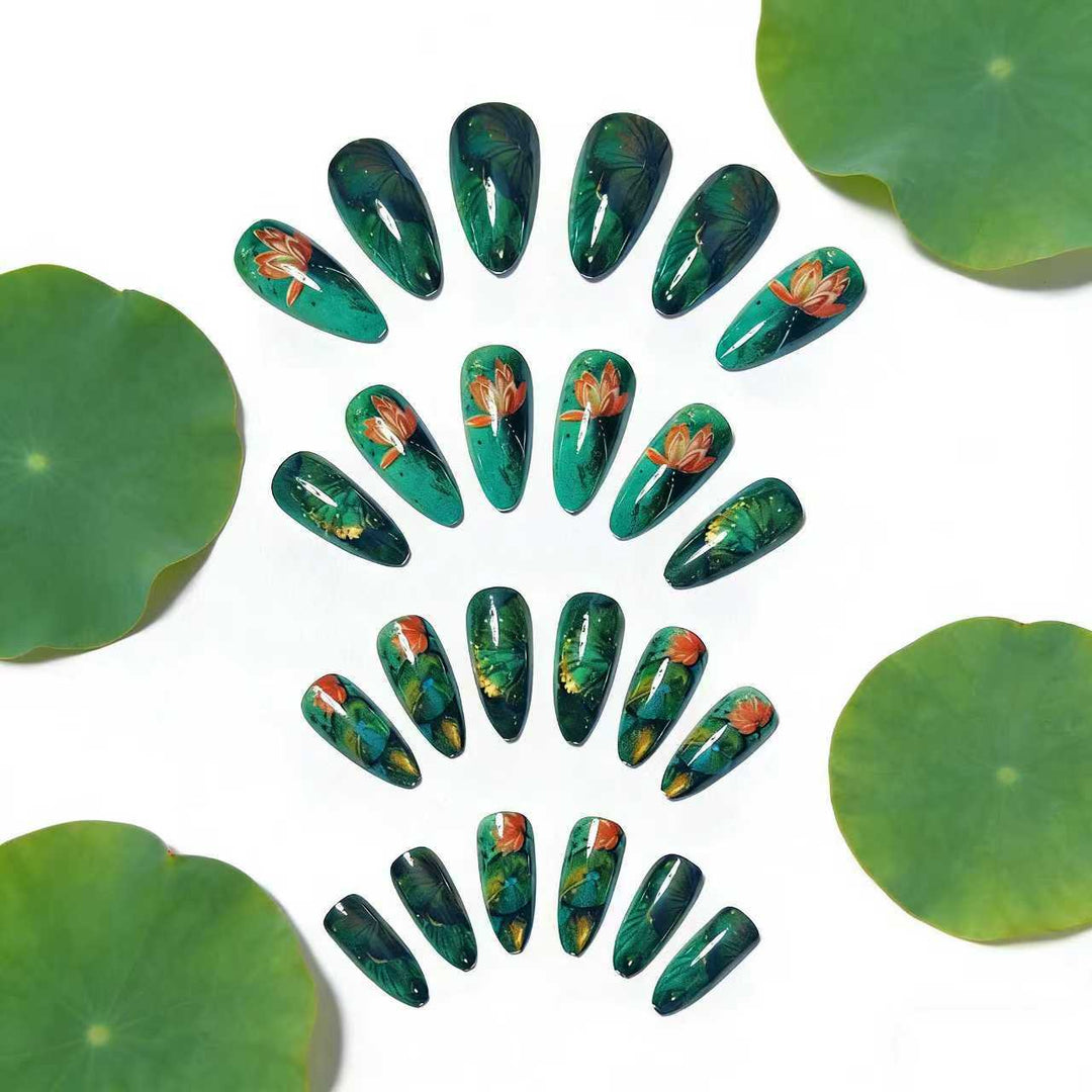 Artificial artificial nails with elegant water lily design Stornfield