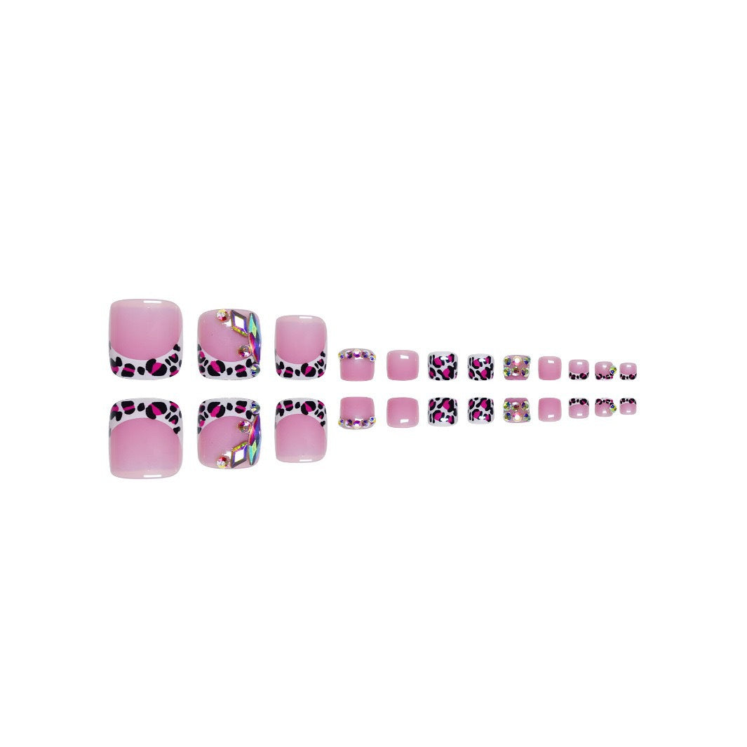 Fashionable Press-On Nail Set Stornfield