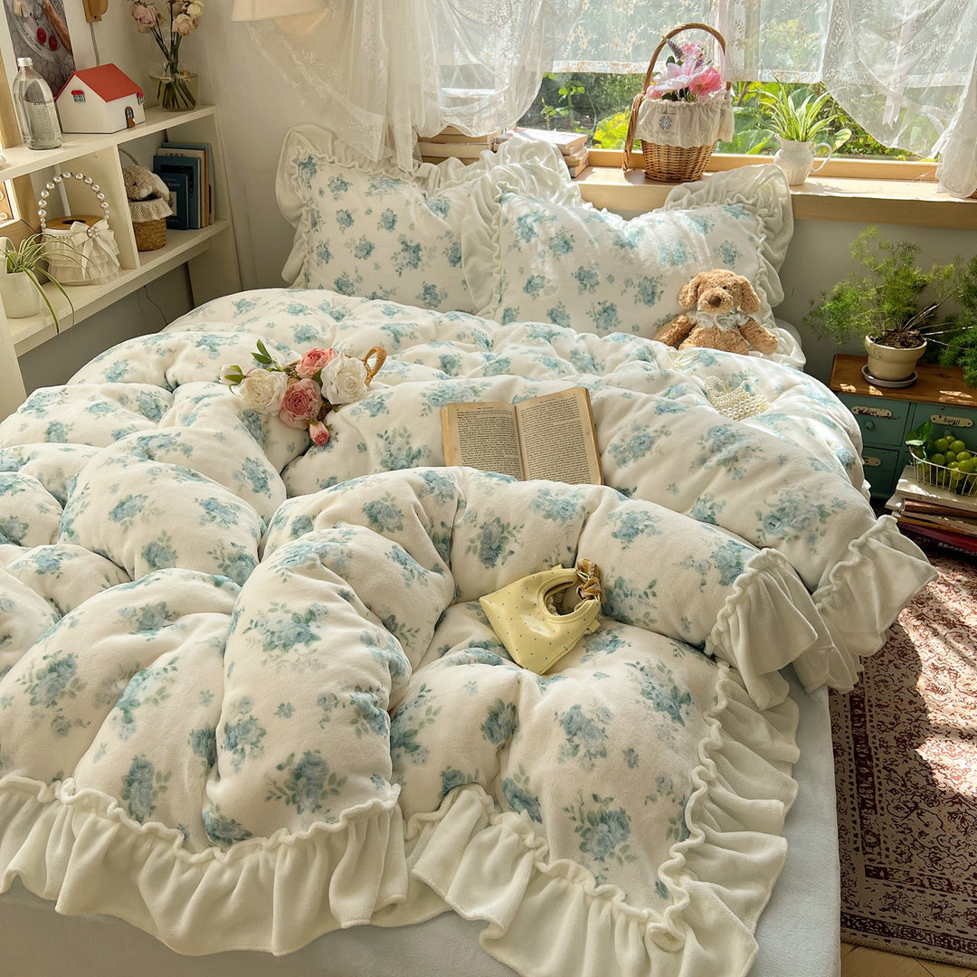 Floral Print Quilted Comforter Set