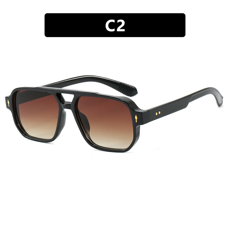 Women's trendy square sunglasses with luxurious details Stornfield