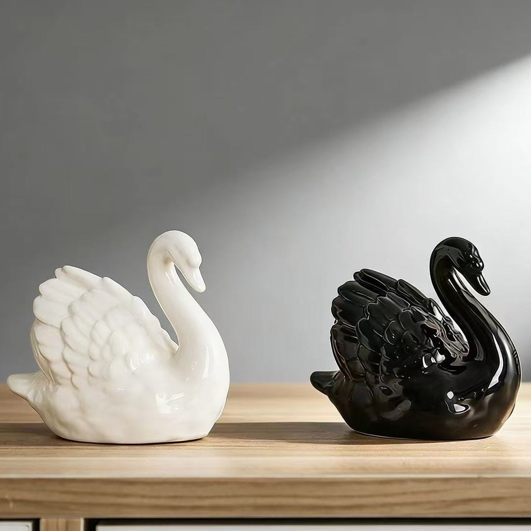 Elegant ceramic swan figure Stornfield