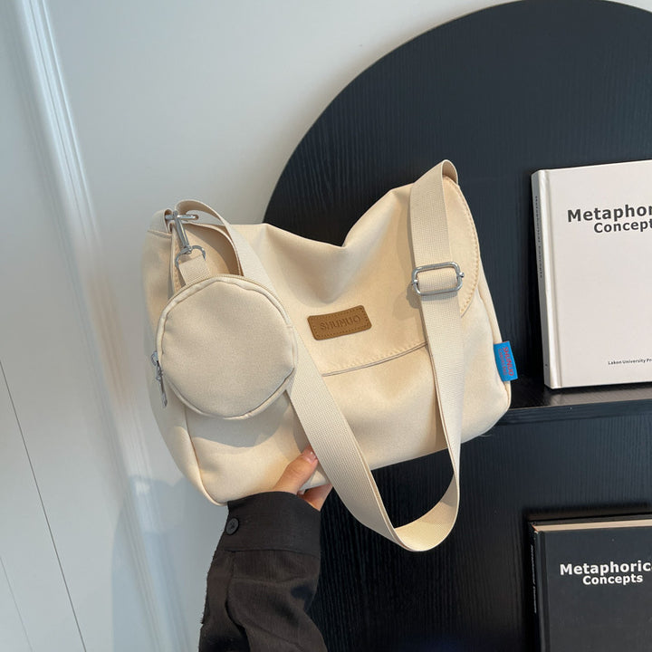 Everyday-friendly shoulder bag Stornfield