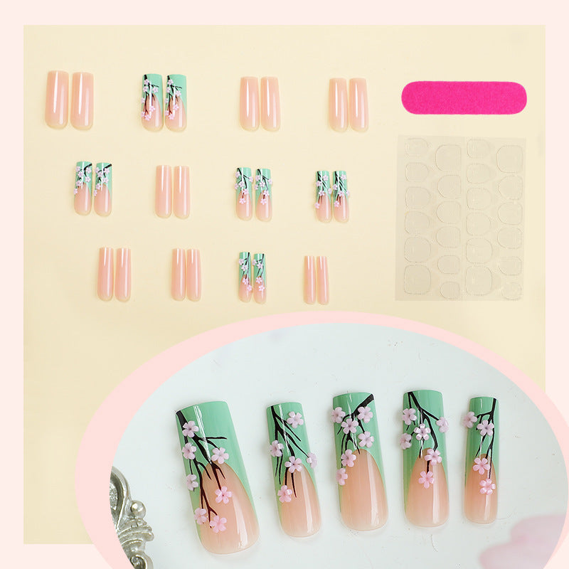 Artificial nail set with delicate flower and natural tones Stornfield