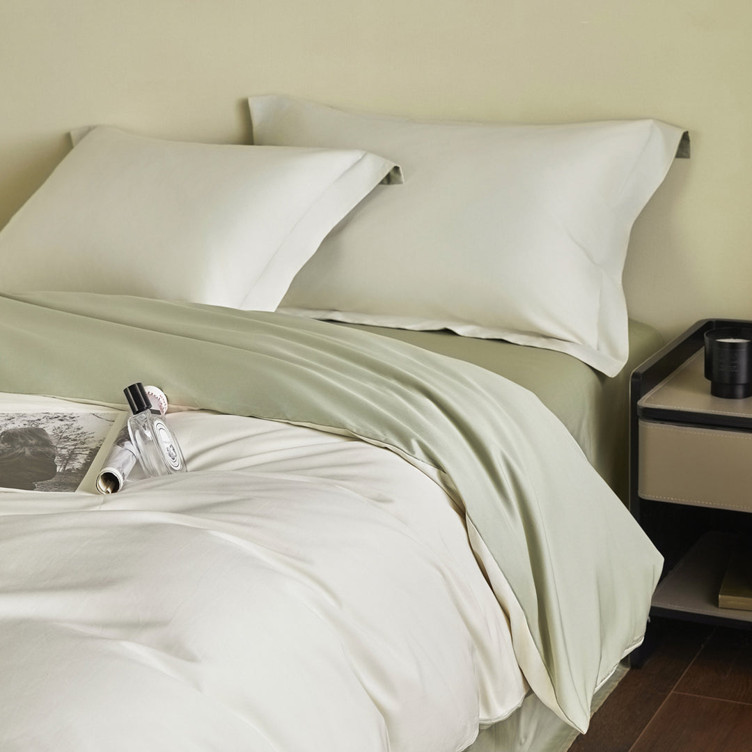 Luxurious Soft Silk Bedding Set