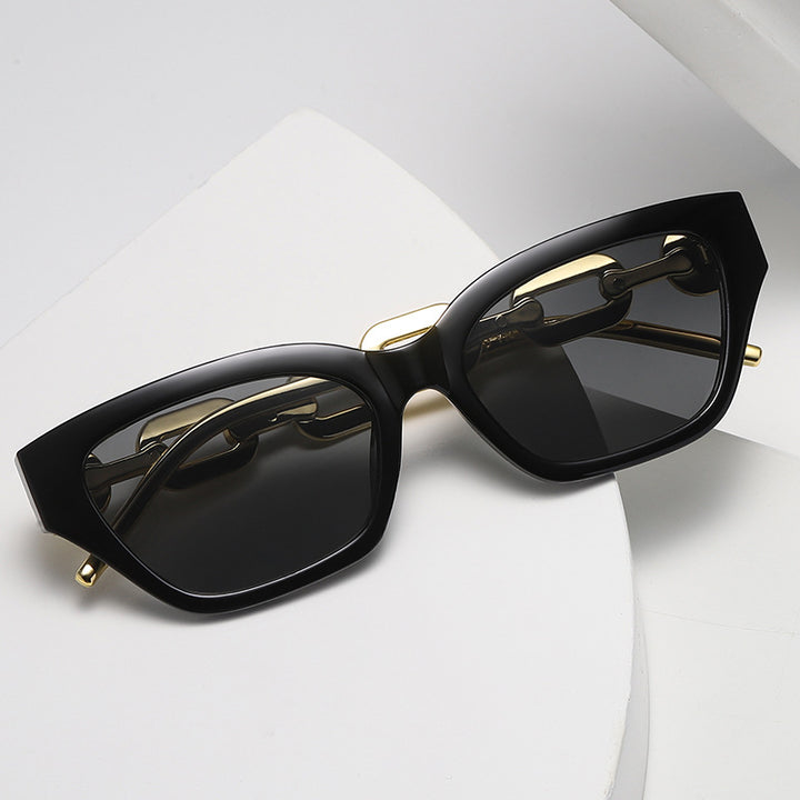 Women's Cat-Eye Sunglasses with Decorative Chain Frame Stornfield