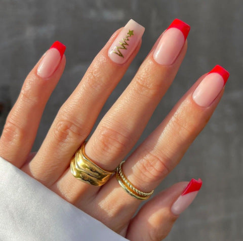 Artistic Winter-Themed Nail Art Stornfield