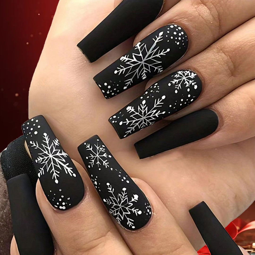 Artistic Winter-Themed Nail Art Design Stornfield