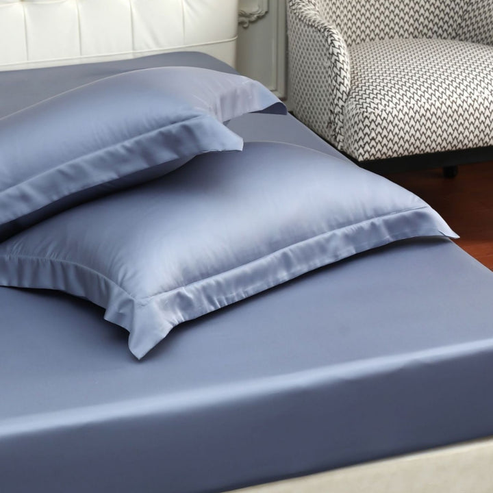 Luxurious satin fitted sheet set with silky smooth finish