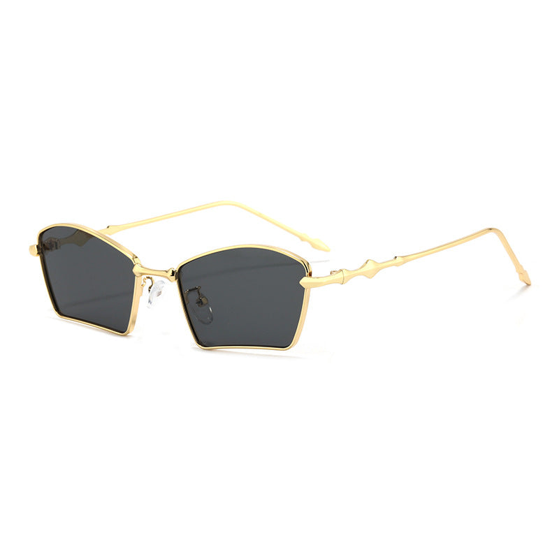 Ladies trendy sunglasses with geometric frame and gradient lenses Stornfield