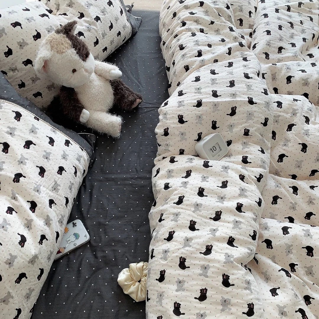 Cotton Baby Crib Bumper and Duvet Cover Set with Cat Print Tie-Closure