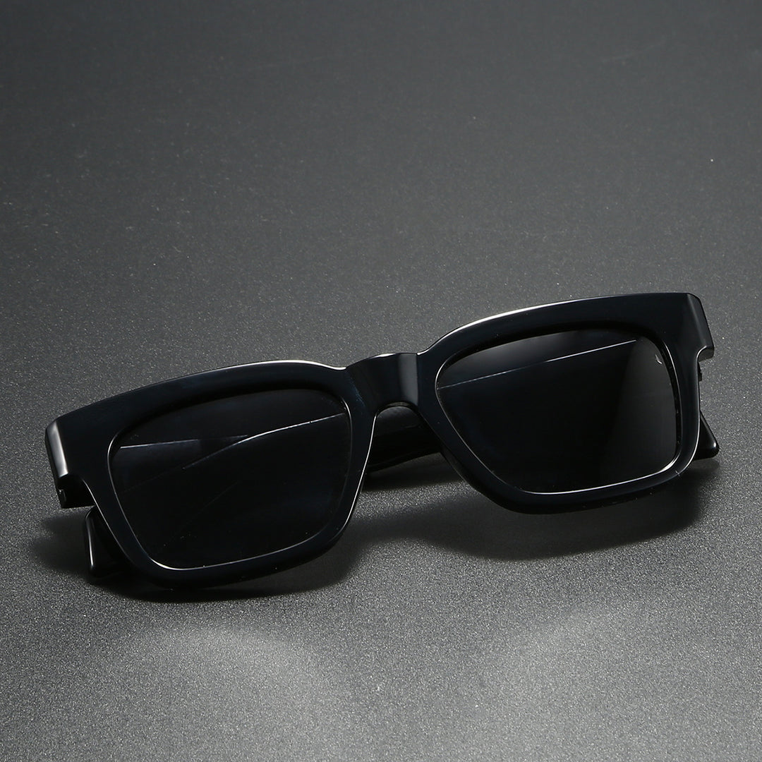 Women's square sunglasses with distinctive tortoiseshell pattern Stornfield