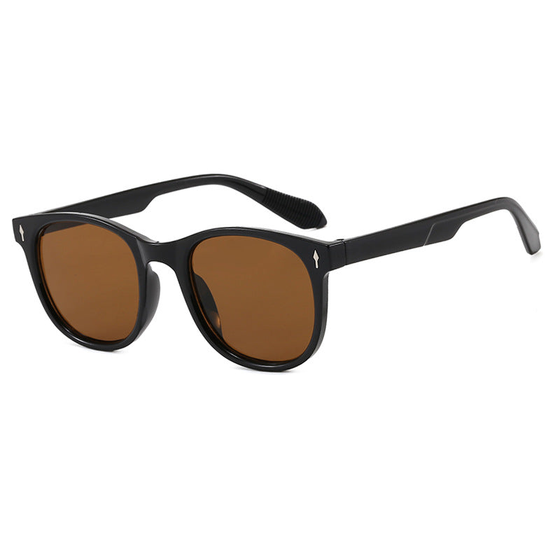 Women's stylish sunglasses with ergonomic frame and protective UV filter Stornfield