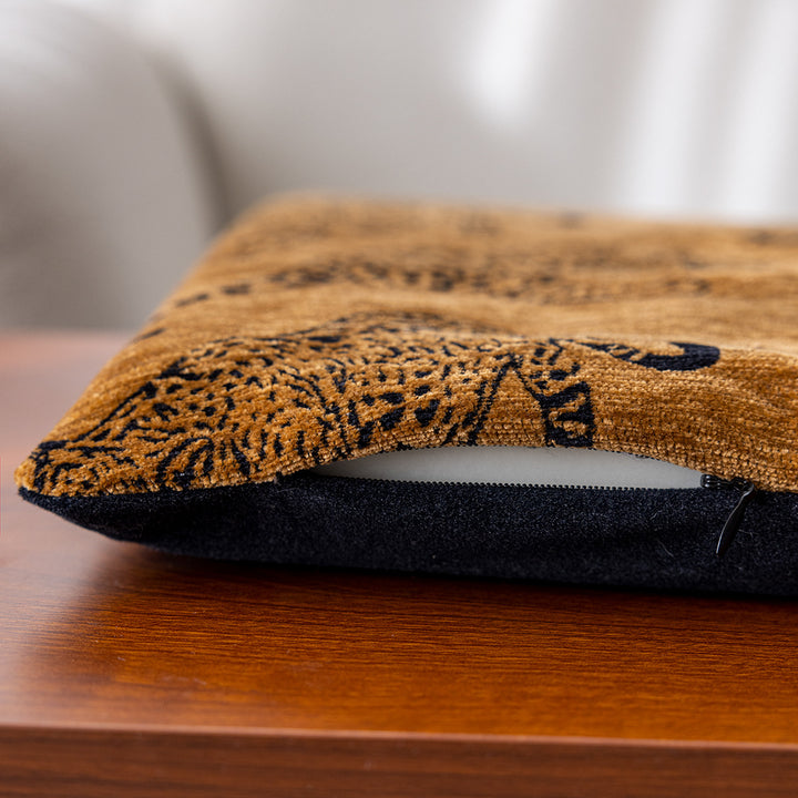 Decorative pillow with leopard pattern