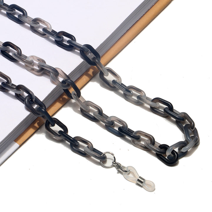 Stylish Chain Eyewear Holder Stornfield