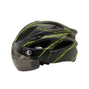 Aerodynamic bicycle helmet Stornfield