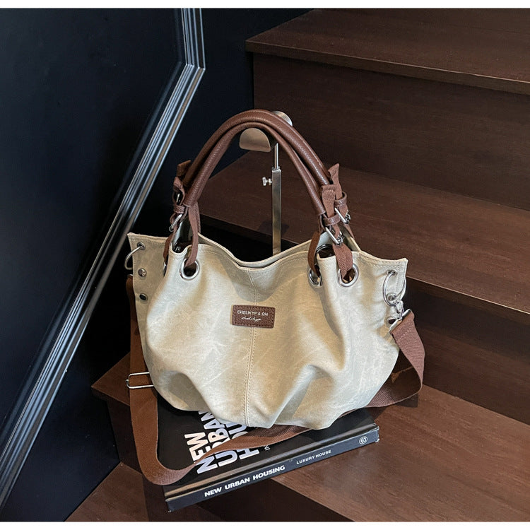 Everyday handbag with innovative carrying system Stornfield