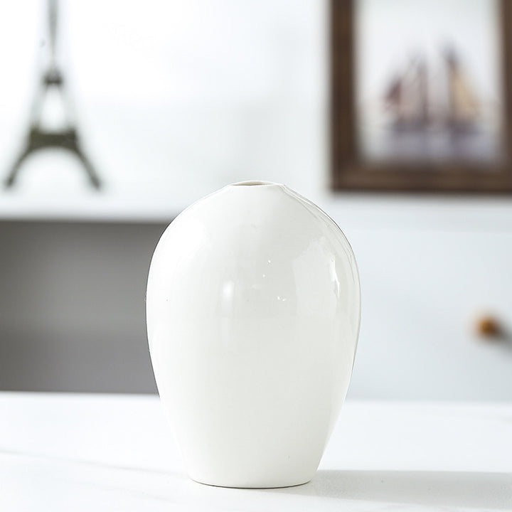 Elegant Handmade Ceramic Flower Vase Stornfeild