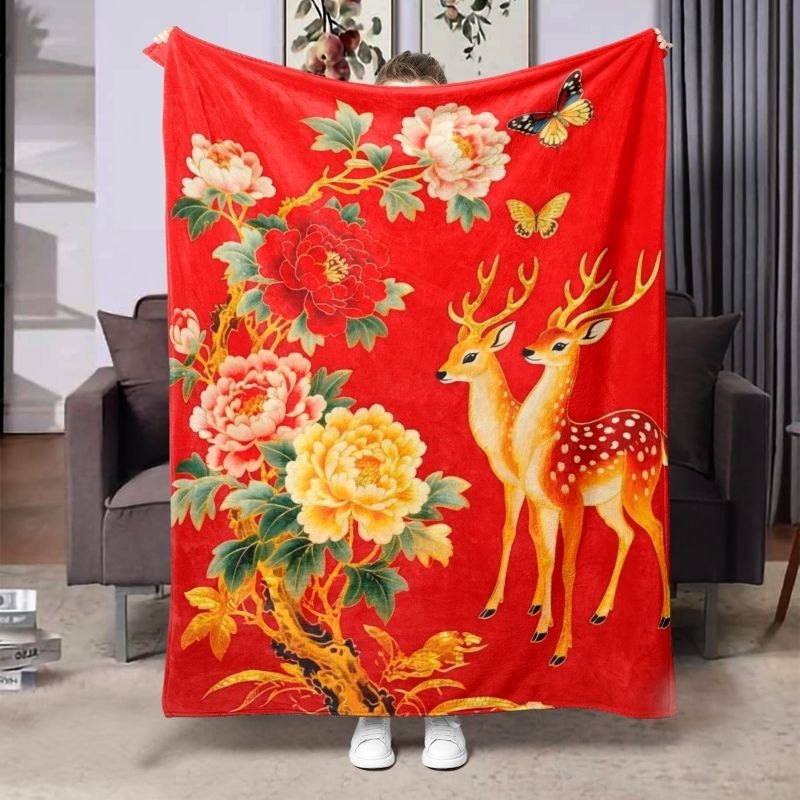 Floral Patterned Plush Throw Blanket
