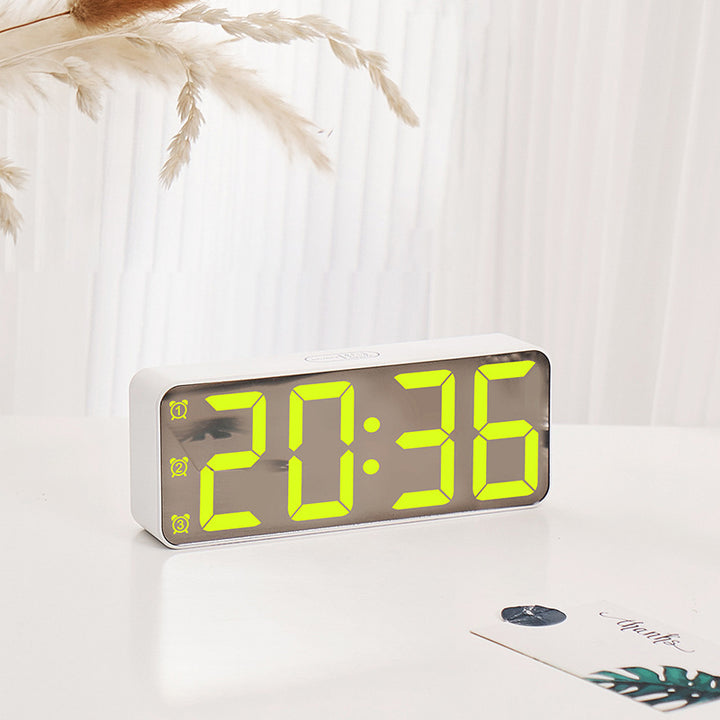 Digital alarm clock with large display Stornfield