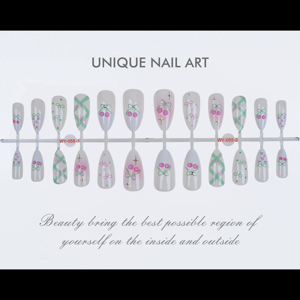 Elegant Floral Art Press-On Nail Set Stornfield