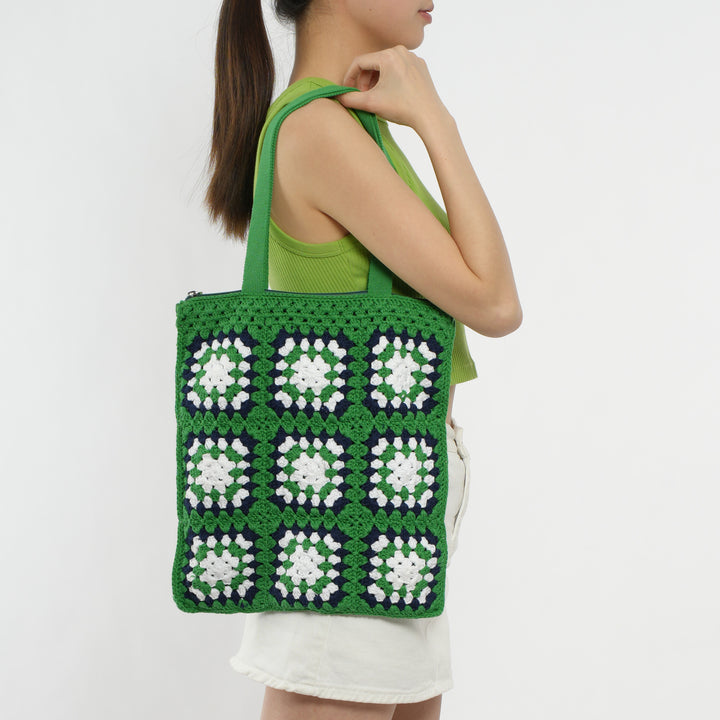 Handcrafted cotton tote bag in vintage granny design Stornfield