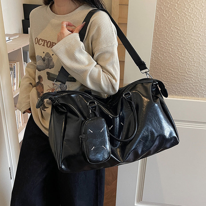 Elegant Travel Bag Made of High-Quality Artificial Leather Stornfield