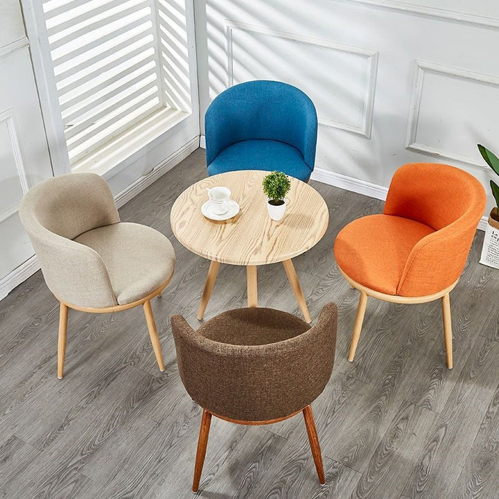 Polster chair with modern curves and comfortable seating surface Stornfield
