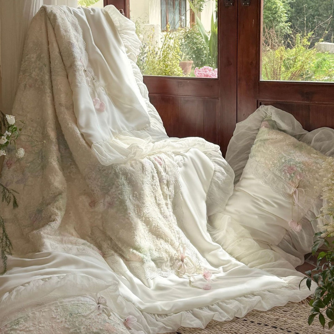 Luxurious Ruffled Bed Linen Set with Lace Trim and Pastel Flower Design