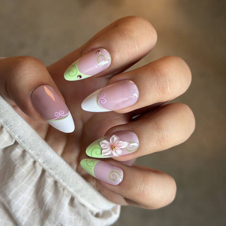 Artistic Floral-Accent Press-On Nail Set Stornfield