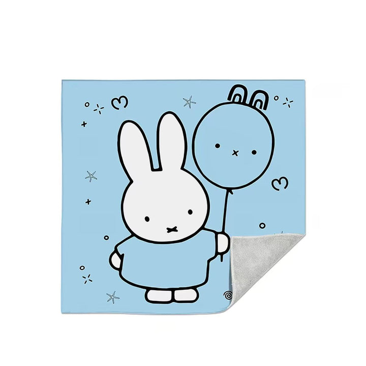Ultra-Soft Bunny Print Fleece Throw Blanket