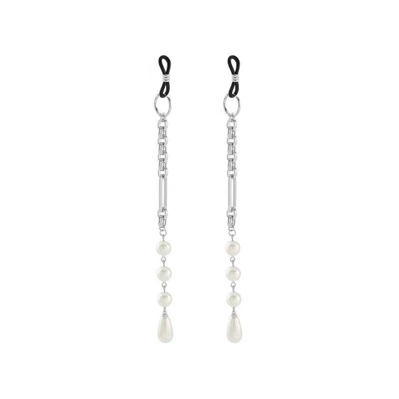 Elegant Pearl-Linked Eyewear Chain Stornfield